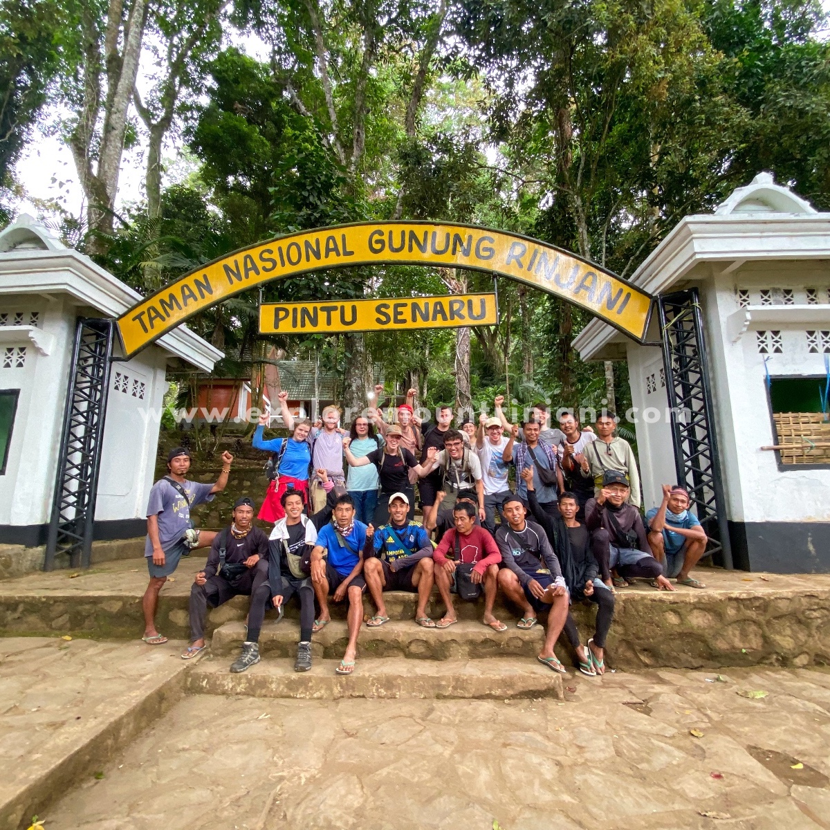 Rinjani Trekking Via Senaru